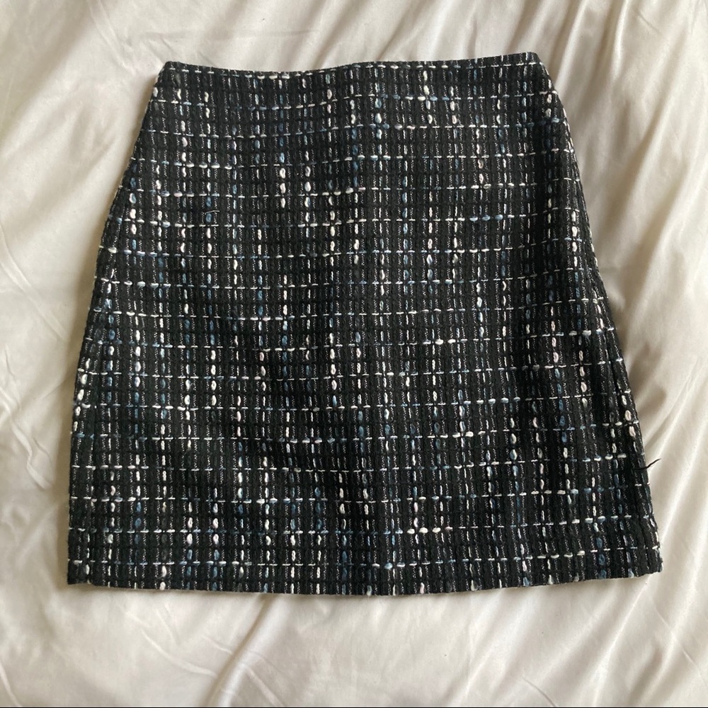 LOFT Outlet shimmer tweed straight skirt - Picture 3 of 9